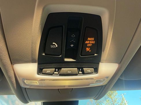 Used 2015 BMW X5 xDrive50i AWD/4WD image 46