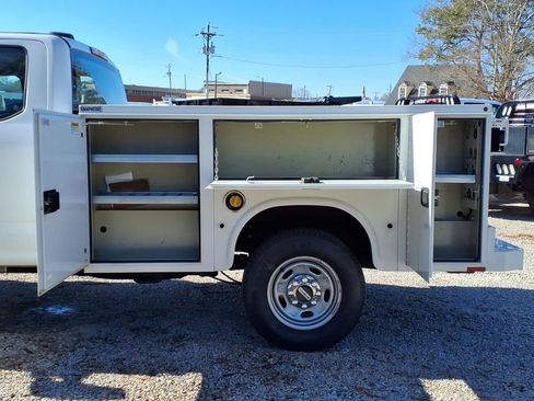 Used 2020 Ford F250 XL w/ Power Equipment Group image 5