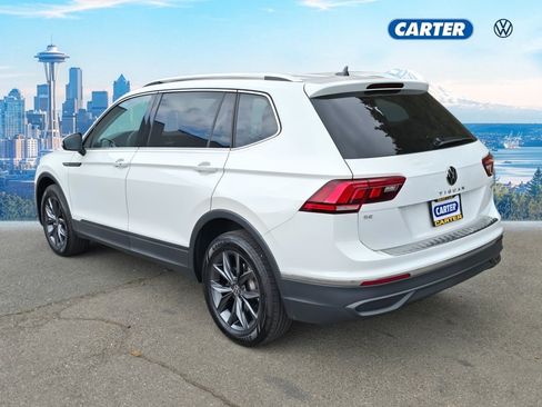 Used 2022 Volkswagen Tiguan SE AWD/4WD image 5