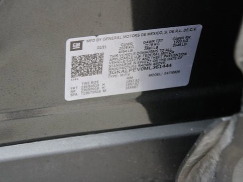 Used 2021 GMC Terrain SLT w/ Elevation Edition image 29