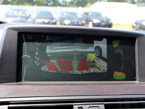 Used 2013 BMW 650i Convertible RWD image 33