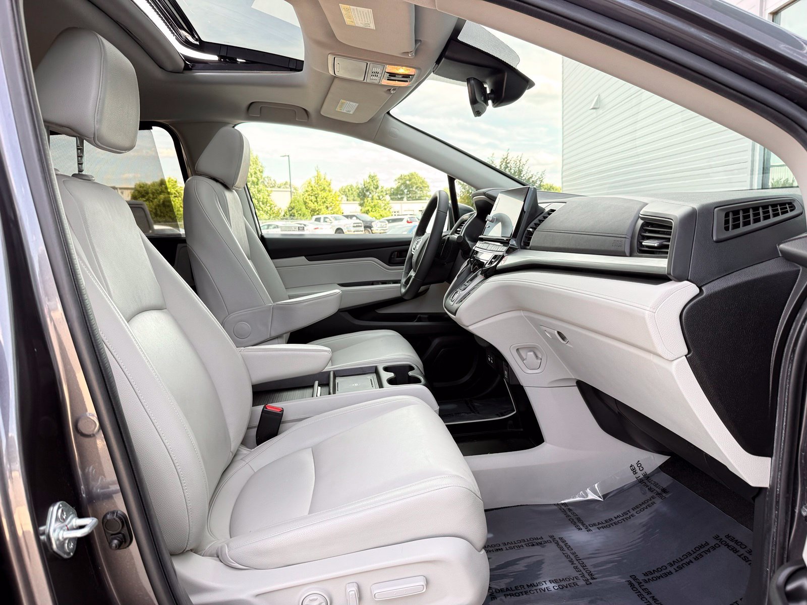 Used 2025 Honda Odyssey EX-L image 25