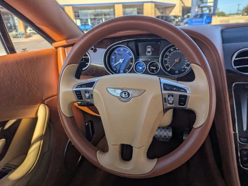 Used 2012 Bentley Continental GT image 19