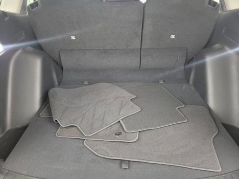Used 2025 Honda CR-V LX image 9