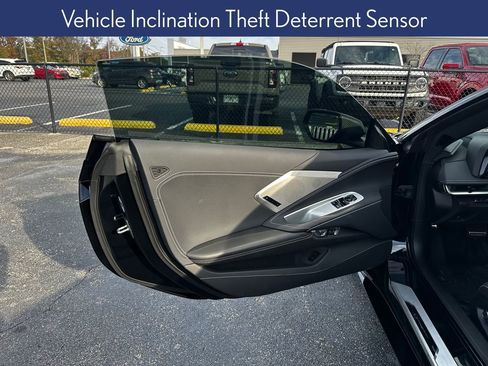 Used 2025 Chevrolet Corvette Stingray Preferred Cpe w/ 2LT image 23