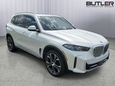 Used 2025 BMW X5 xDrive40i w/ Climate Comfort Package AWD/4WD image 8