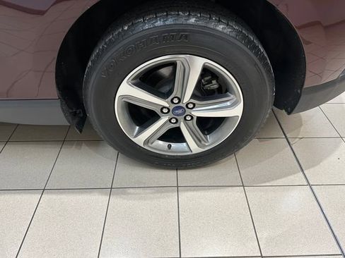 Used 2020 Ford Edge SEL w/ Convenience Package AWD/4WD image 16