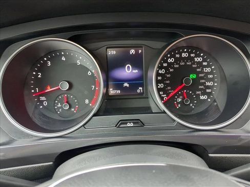 Used 2021 Volkswagen Tiguan S image 13