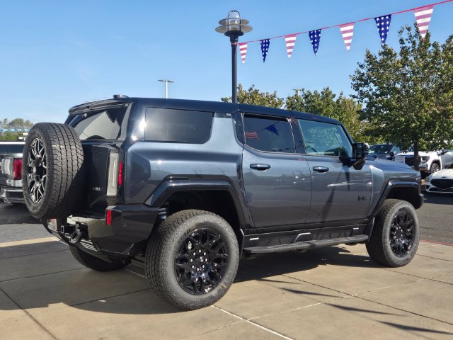 New 2026 GMC Hummer EV SUV w/ LPO, Dark Essentials Package AWD/4WD image 3