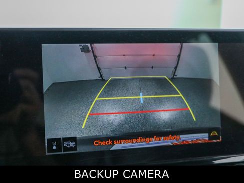 Used 2025 Toyota Grand Highlander AWD image 18