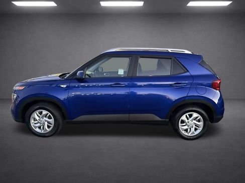 Used 2020 Hyundai Venue SEL FWD image 25