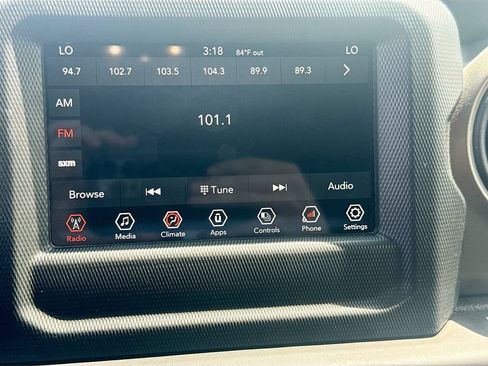 Used 2023 Jeep Wrangler Unlimited AWD/4WD image 15