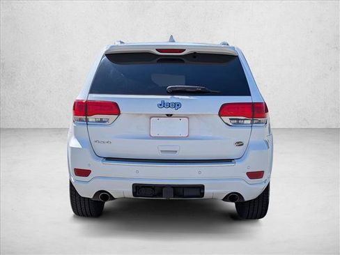 Used 2017 Jeep Grand Cherokee Overland w/ Jeep Active Safety Group AWD/4WD image 7