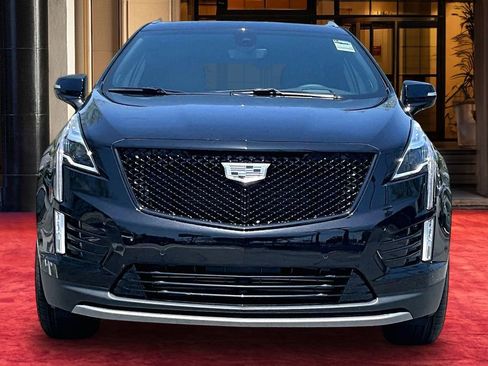 New 2026 Cadillac XT5 Premium Luxury w/ LPO, ONYX Package AWD/4WD image 3