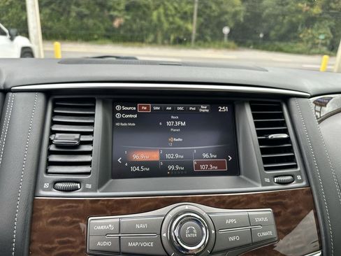 Used 2020 Nissan Armada Platinum image 26