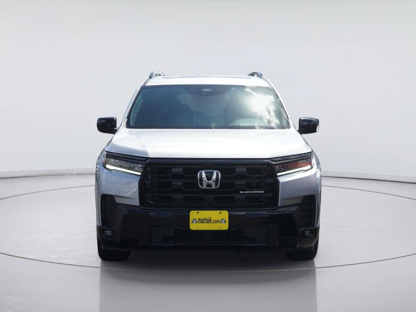 Used 2026 Honda Pilot Black Edition image 3