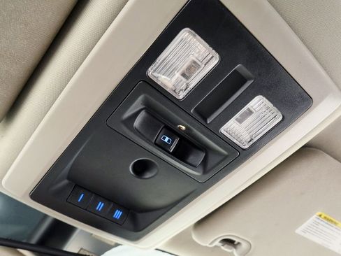 Used 2014 RAM 3500 Laramie Longhorn image 34