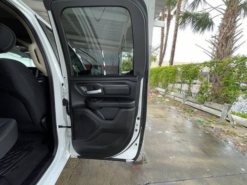 Used 2019 RAM 1500 Tradesman AWD/4WD image 11