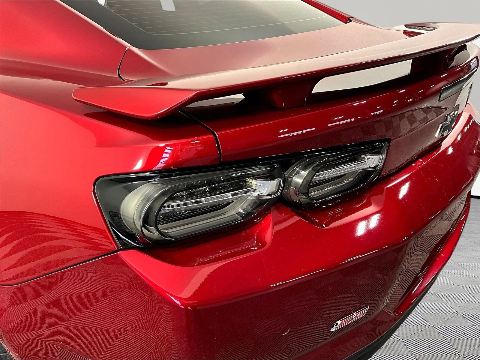Used 2021 Chevrolet Camaro SS RWD image 18