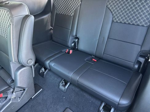 New 2026 GMC Acadia Denali w/ Super Cruise Package FWD image 15