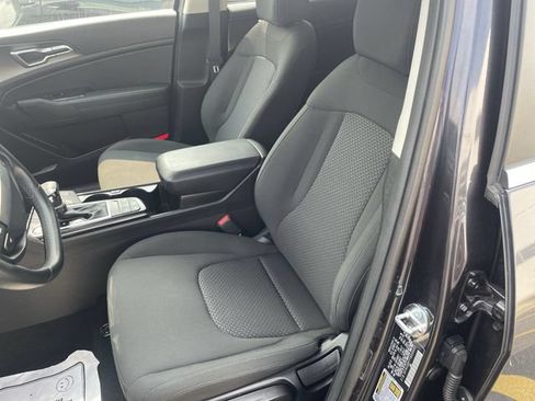 Used 2026 Kia Sportage LX FWD image 17