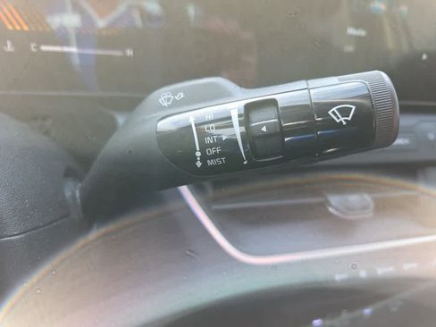 Used 2025 Kia K4 FWD image 25