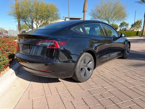 Used 2021 Tesla Model 3 Standard Range Plus image 3