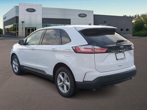 Used 2024 Ford Edge SE image 8