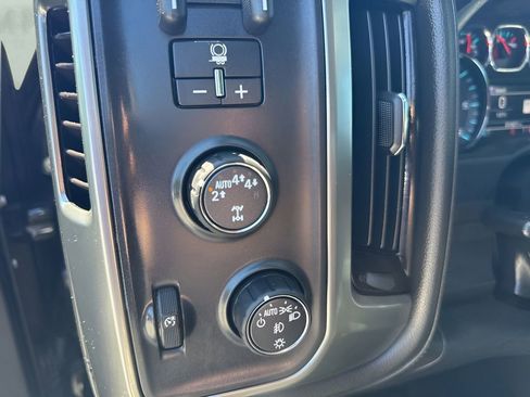 Used 2017 Chevrolet Silverado 1500 LTZ Z71 w/ LTZ Plus Package AWD/4WD image 20