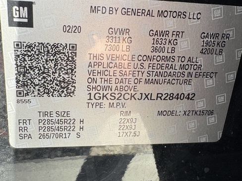 Used 2020 GMC Yukon Denali w/ Enhanced Security Package image 13