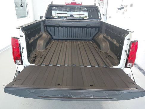 New 2026 Chevrolet Colorado W/T w/ WT Custom Package AWD/4WD image 27