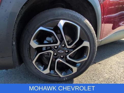 Used 2024 Chevrolet Trax RS w/ Driver Confidence Package FWD image 33