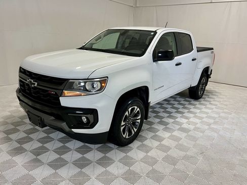 Used 2021 Chevrolet Colorado Z71 image 2
