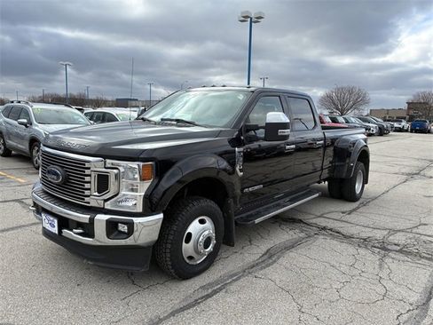 Used 2020 Ford F350 Lariat w/ Chrome Package image 9