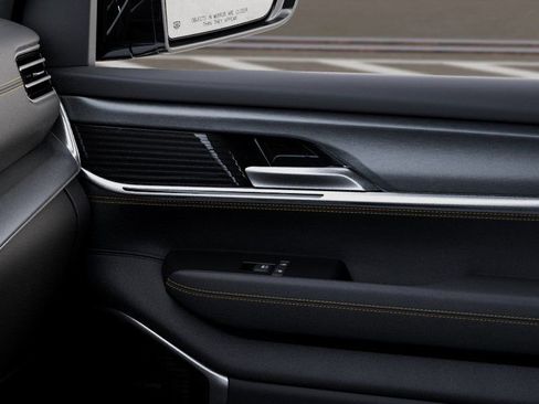 New 2026 Jeep Grand Wagoneer 4WD image 25