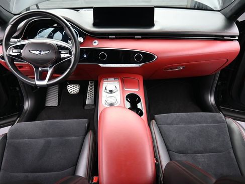 Used 2022 Genesis GV70 3.5T Sport w/ Sport Prestige Package image 12