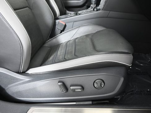 Used 2023 Volkswagen Arteon SEL Premium image 14