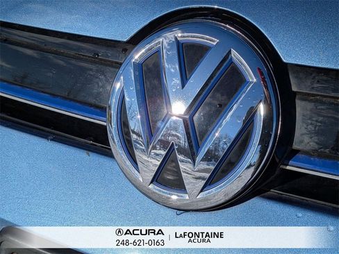 Used 2016 Volkswagen e-Golf SEL Premium image 9