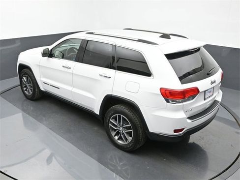 Used 2017 Jeep Grand Cherokee Limited image 14