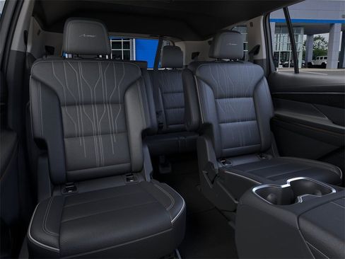 New 2026 Buick Enclave Avenir image 17