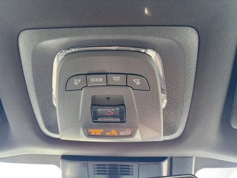 Used 2025 Subaru Solterra Premium w/ Premium Convenience Package image 23