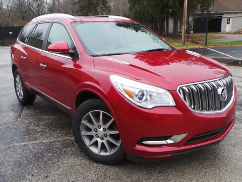Used 2014 Buick Enclave Leather image 2