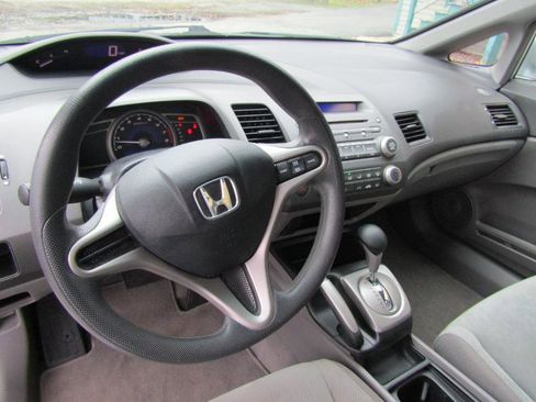 Used 2010 Honda Civic LX image 7