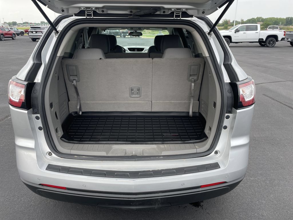 Used 2017 Chevrolet Traverse LT AWD/4WD image 25