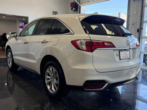 Used 2018 Acura RDX AWD w/ Technology Package image 4