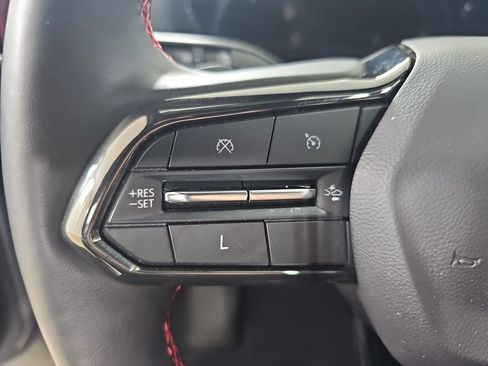 Used 2025 Chevrolet Equinox RS w/ Safety and Technology Package AWD/4WD image 22