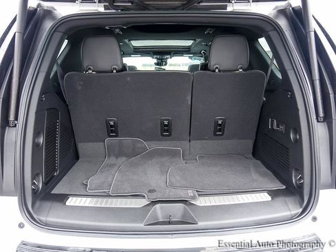 Certified 2024 Chevrolet Tahoe High Country AWD/4WD image 38