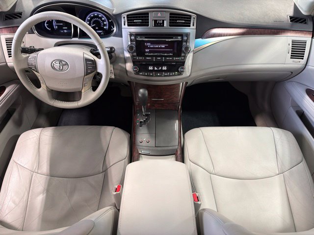Used 2011 Toyota Avalon FWD image 23