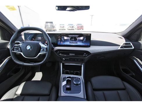 Used 2025 BMW 330i 330i image 9