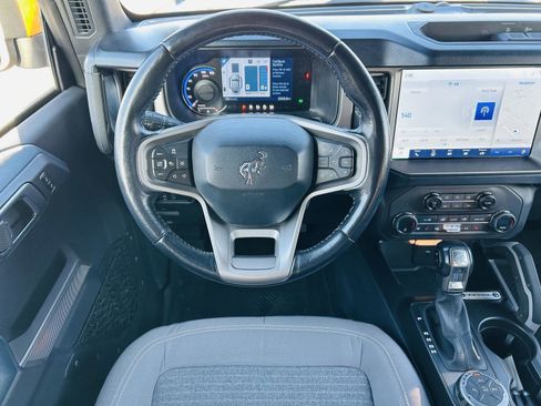 Used 2021 Ford Bronco Outer Banks image 16